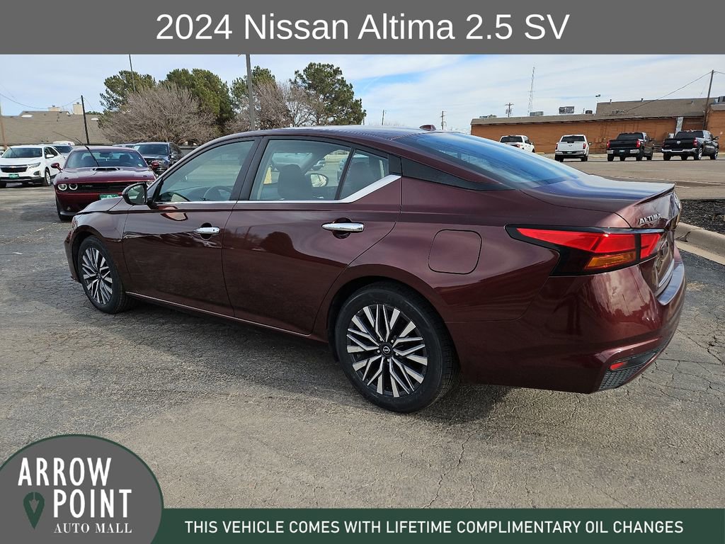 Used 2024 Nissan Altima 2.5 SV image 8