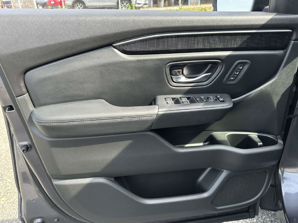 Certified 2023 Honda Pilot Elite image 14