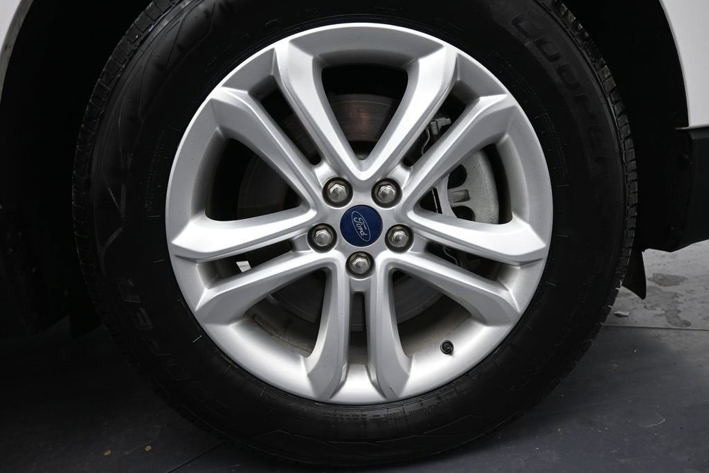 Used 2020 Ford Edge SEL w/ Convenience Package AWD/4WD image 32