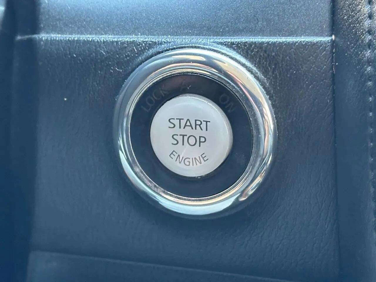 Used 2011 INFINITI QX56 4WD w/ Theater Pkg image 23