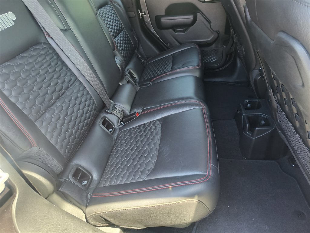 Used 2021 Jeep Gladiator Rubicon AWD/4WD image 34