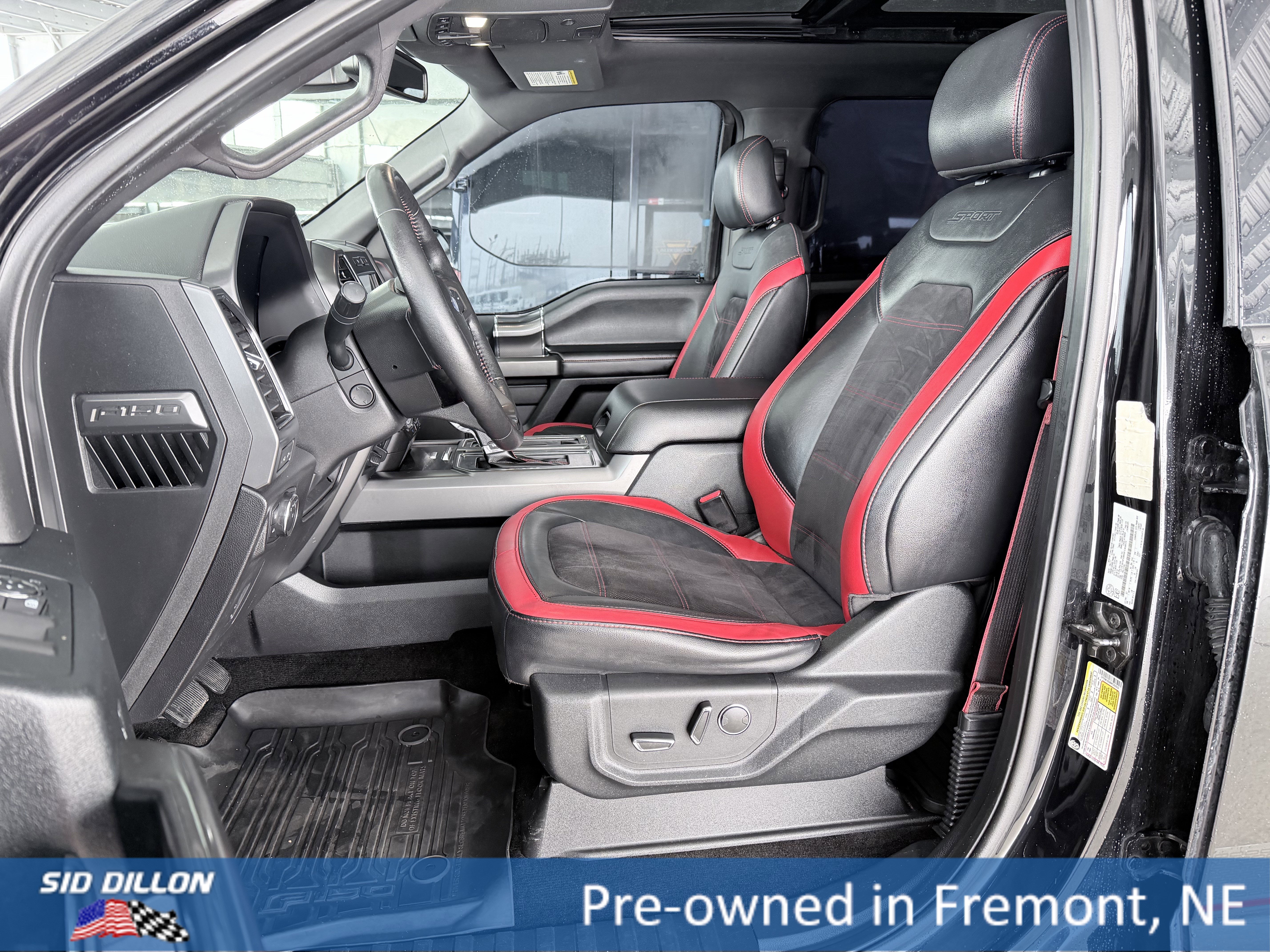 Used 2017 Ford F150 Lariat w/ Equipment Group 502A Luxury AWD/4WD image 15
