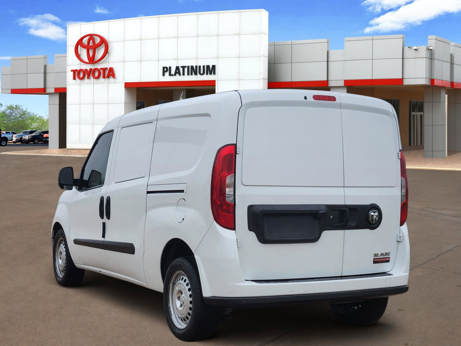 Used 2022 RAM ProMaster City Tradesman FWD image 5