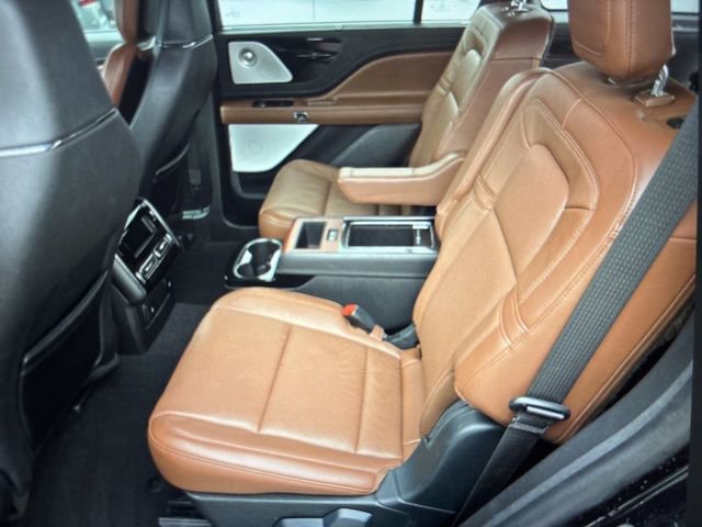 Used 2024 Lincoln Aviator Reserve w/ Equipment Group 201A image 22