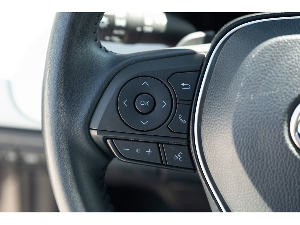 Used 2023 Toyota Corolla XSE FWD image 18