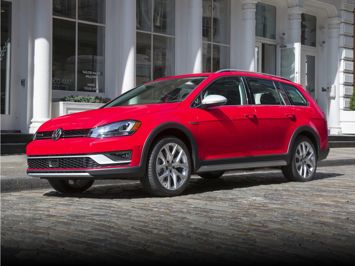 Used 2017 Volkswagen Golf Alltrack S