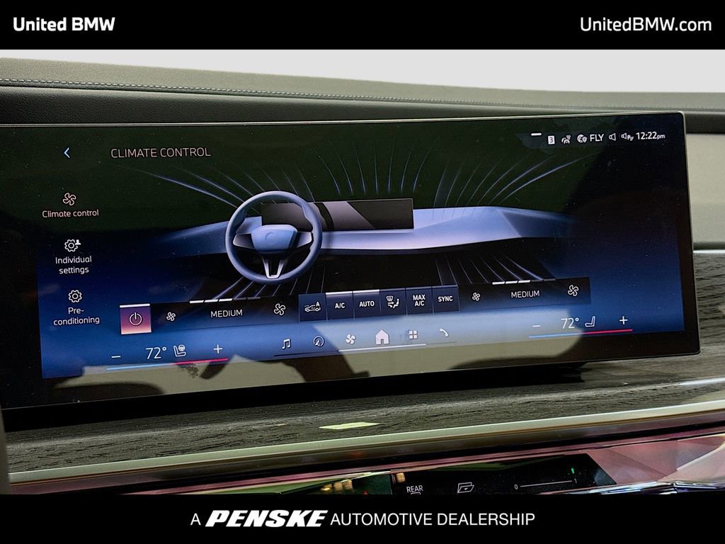 New 2026 BMW 740i w/ Premium Package RWD image 11