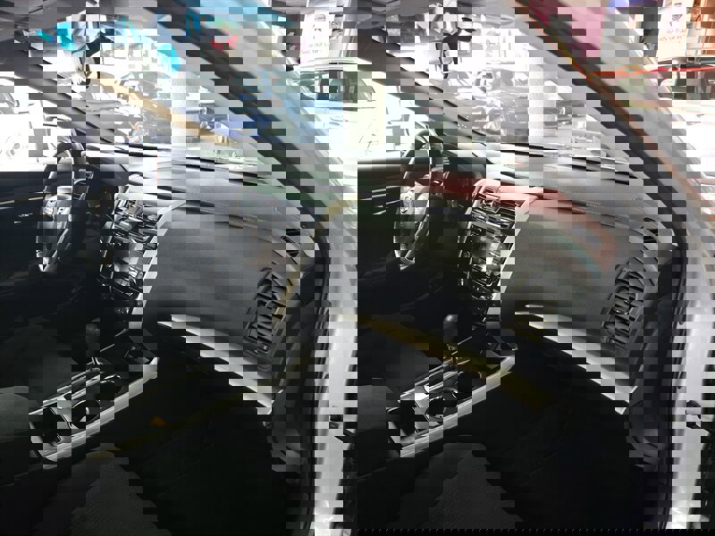 Used 2015 Nissan Altima 2.5 SV image 16