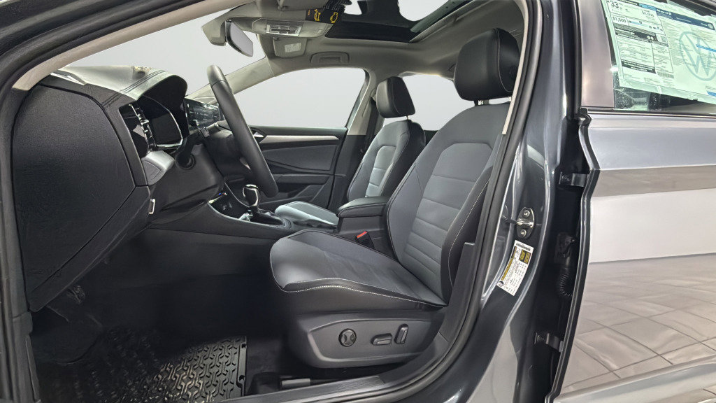 New 2026 Volkswagen Jetta SE image 16