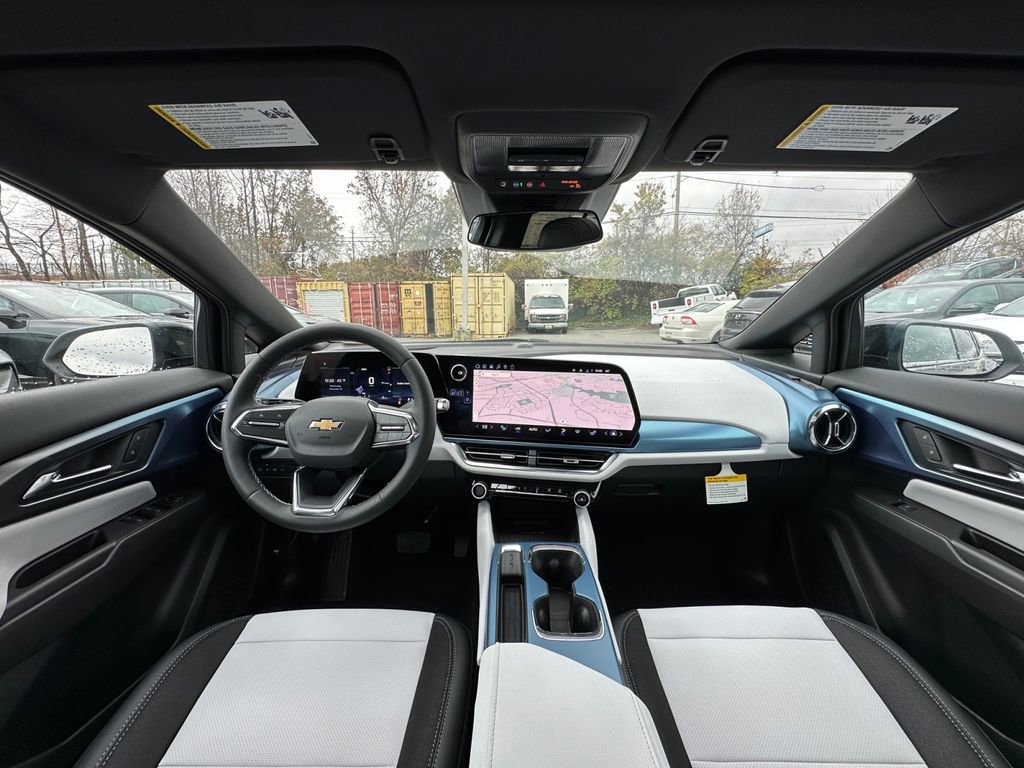 New 2026 Chevrolet Equinox EV LT image 20