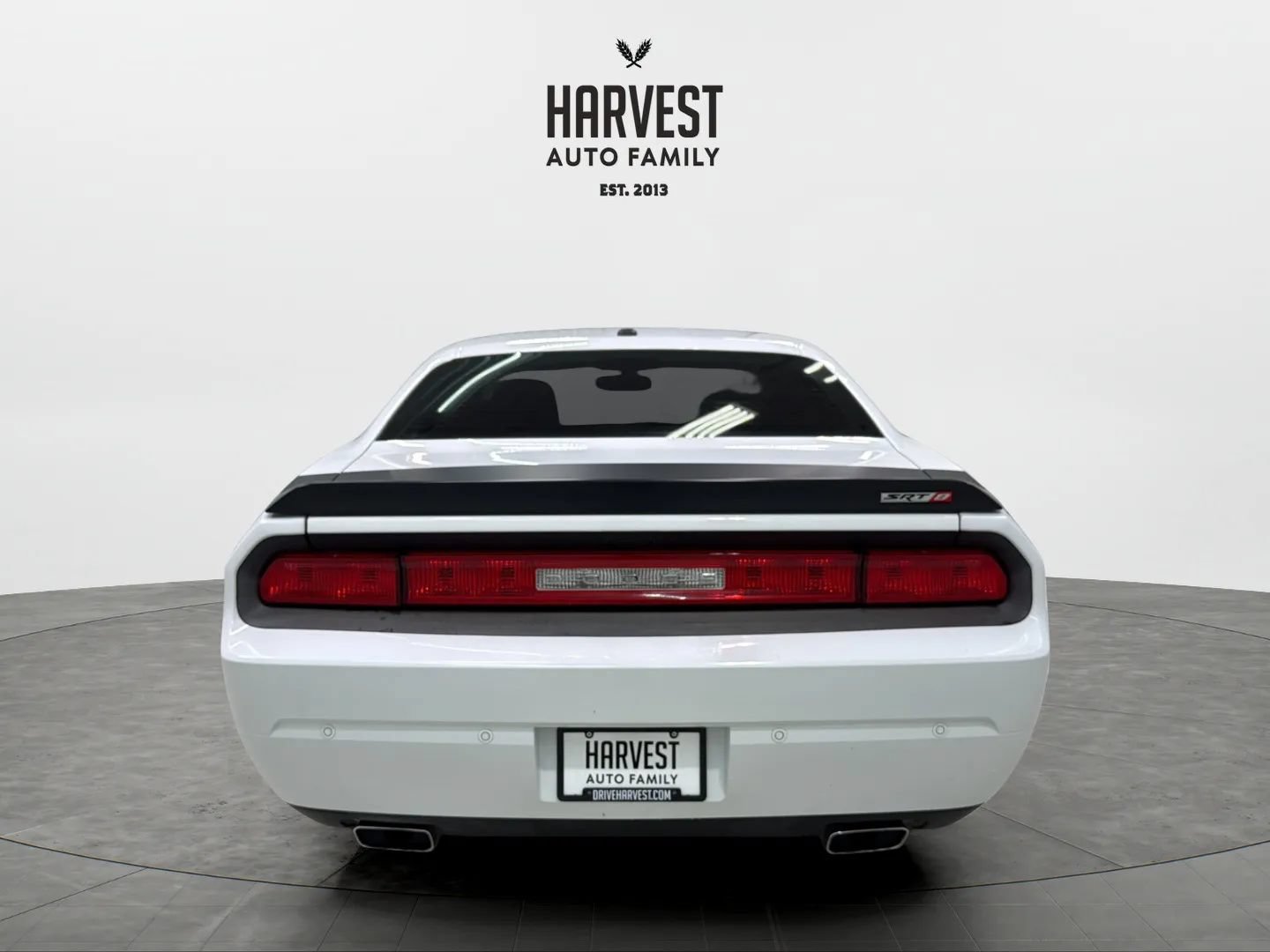 Used 2014 Dodge Challenger SRT8 Core RWD image 5