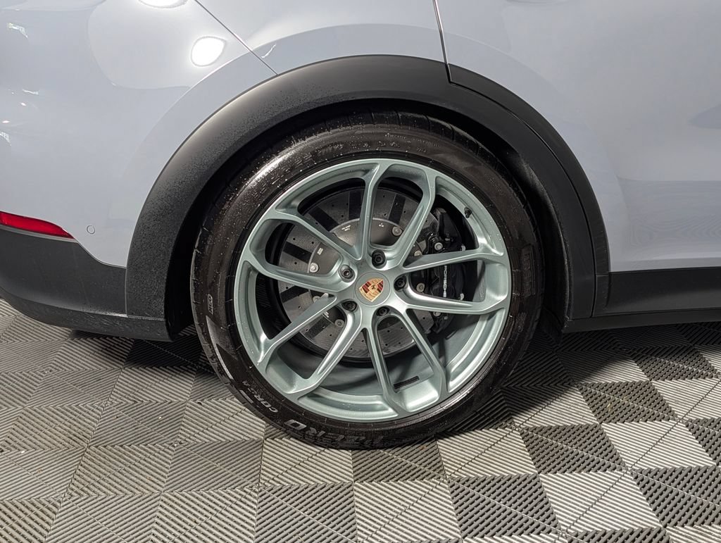 Certified 2026 Porsche Cayenne Turbo GT AWD/4WD image 13