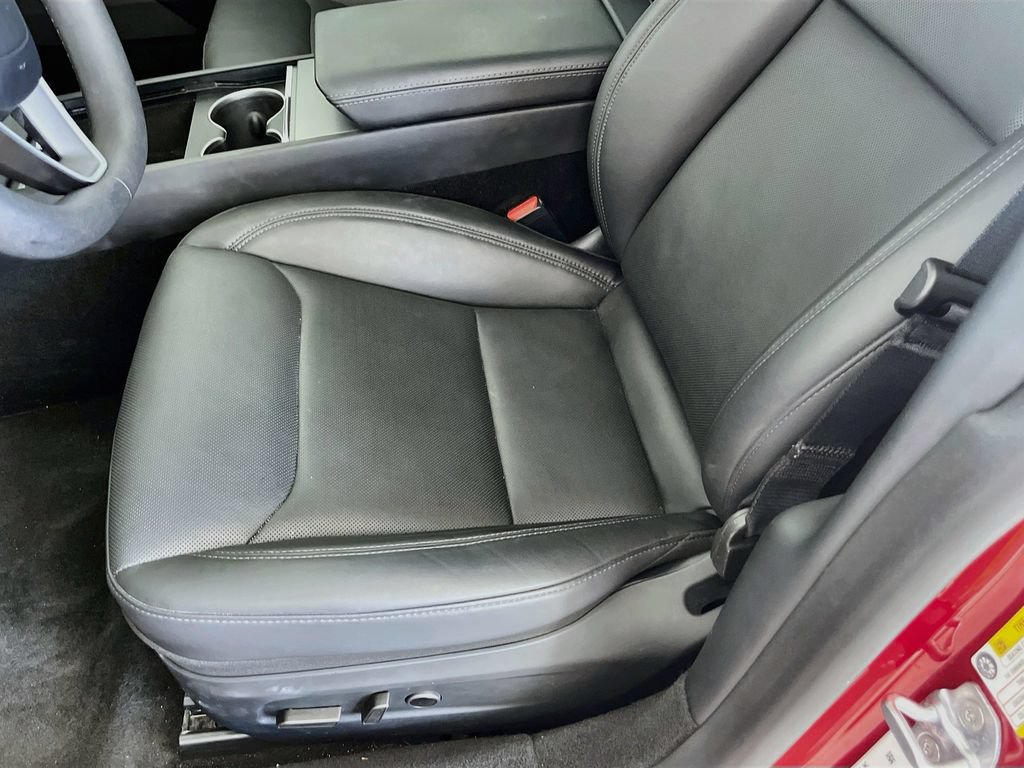 Used 2025 Tesla Model 3 RWD image 18