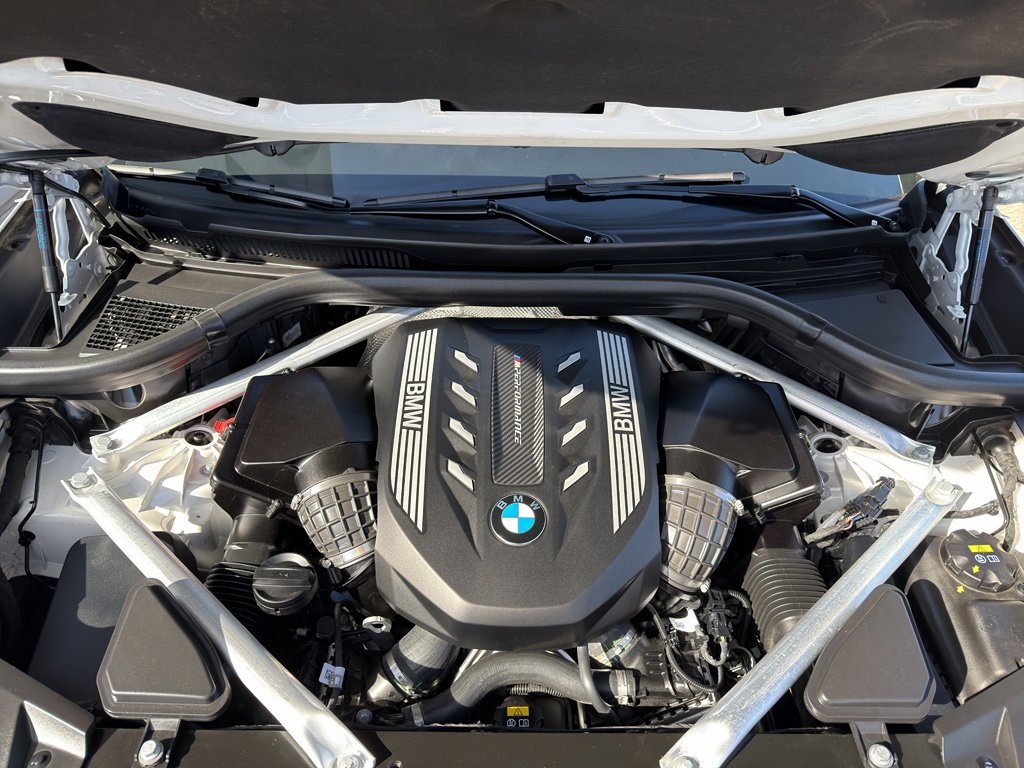 Used 2022 BMW X6 M50i w/ Premium Package image 22