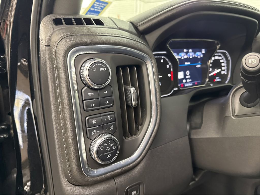 Used 2022 GMC Sierra 1500 Denali w/ Driver Alert Package II AWD/4WD image 39