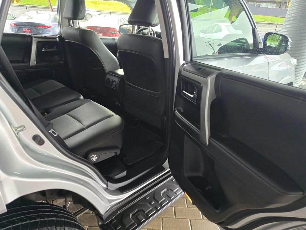 Used 2024 Toyota 4Runner SR5 Premium w/ Moonroof Package AWD/4WD image 14