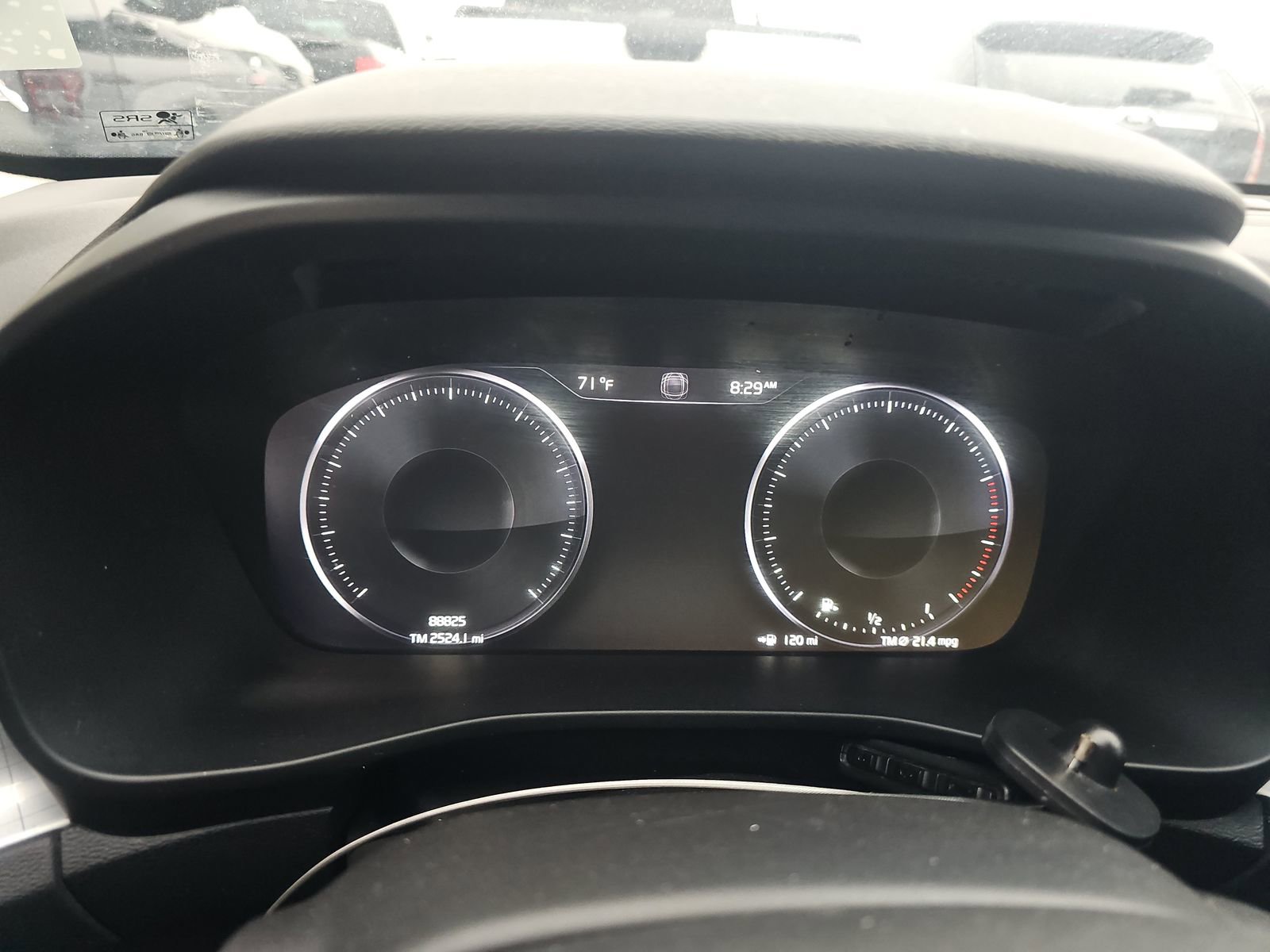 Used 2020 Volvo XC40 T5 Momentum image 15