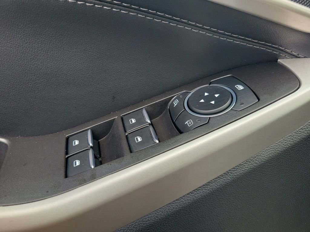 Used 2023 Ford Explorer XLT RWD image 23