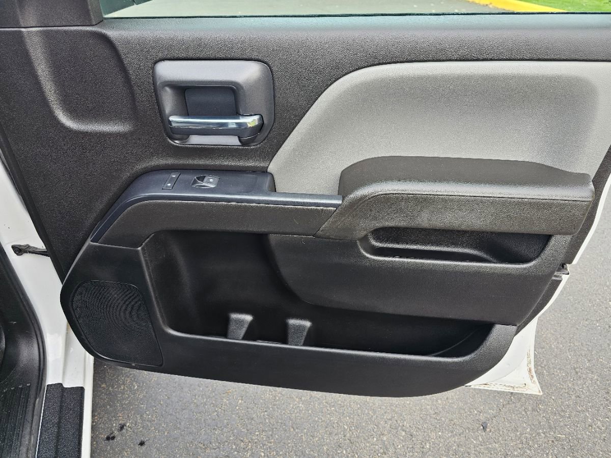 Used 2017 Chevrolet Silverado 1500 W/T w/ Trailering Package image 18