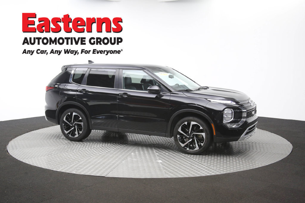 Used 2024 Mitsubishi Outlander SE FWD image 50
