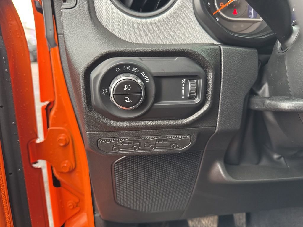 New 2025 Jeep Gladiator Sport image 22