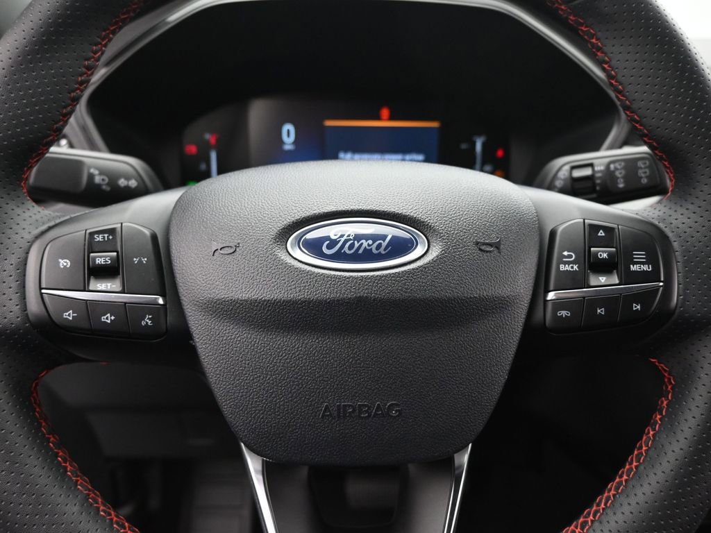 Certified 2025 Ford Escape ST-Line AWD/4WD image 12
