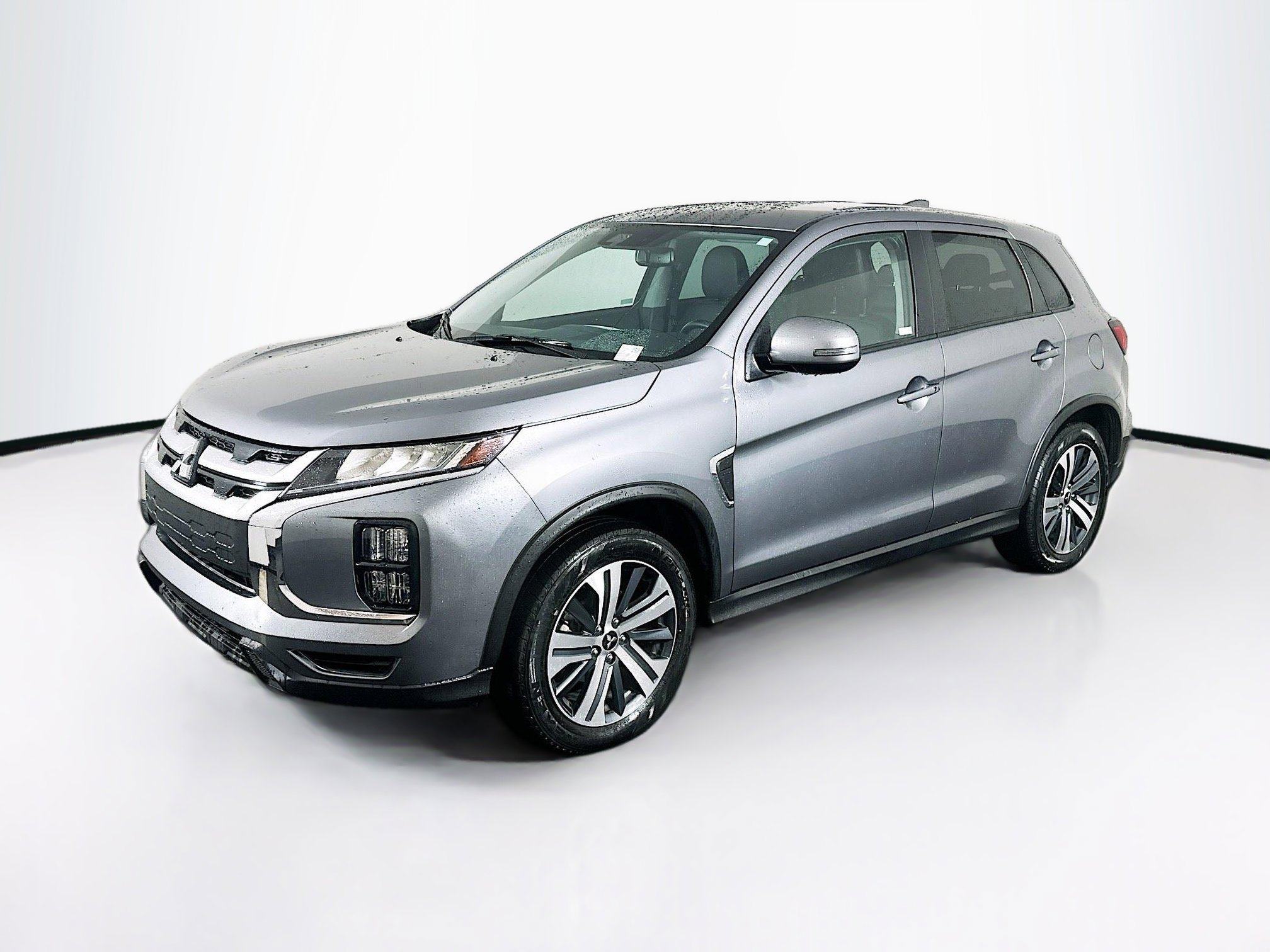 Used 2024 Mitsubishi Outlander Sport SE image 3