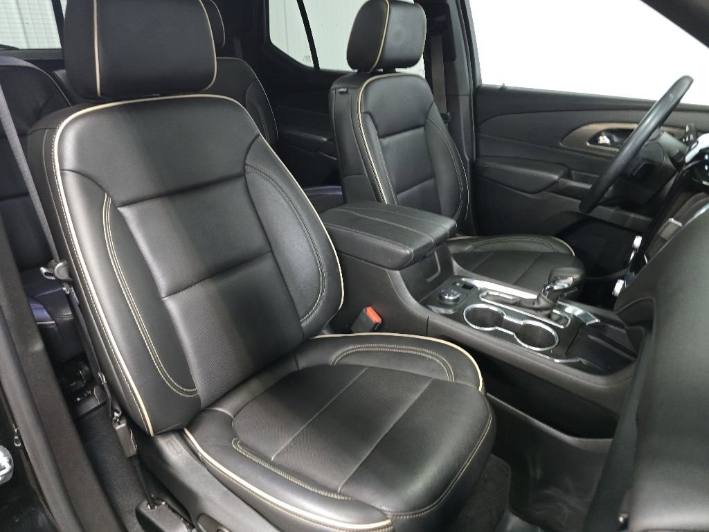 Used 2023 Chevrolet Traverse Premier AWD/4WD image 15