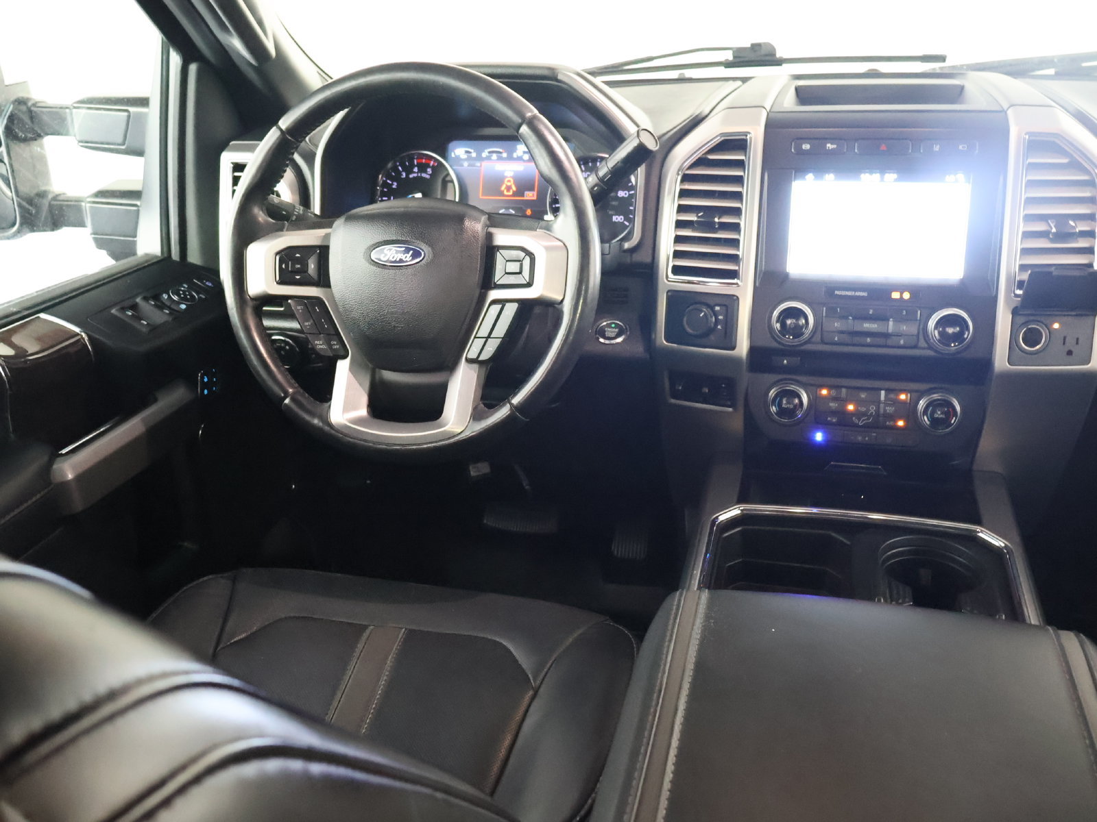 Used 2017 Ford F250 4x4 Crew Cab Super Duty image 41