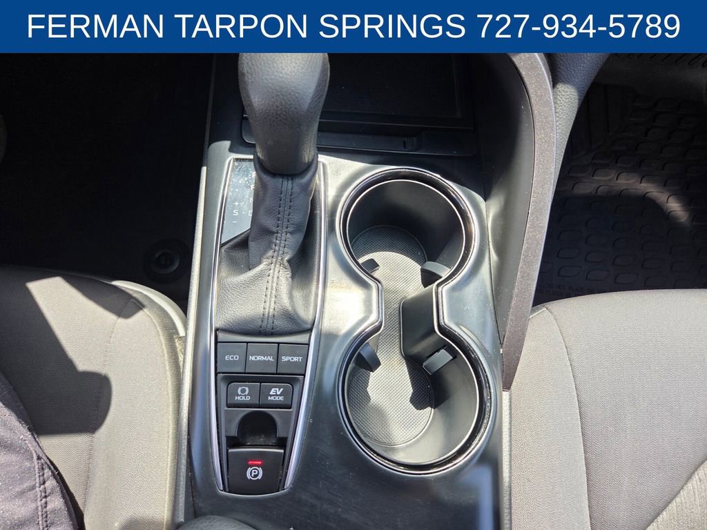 Used 2020 Toyota Camry LE FWD image 26