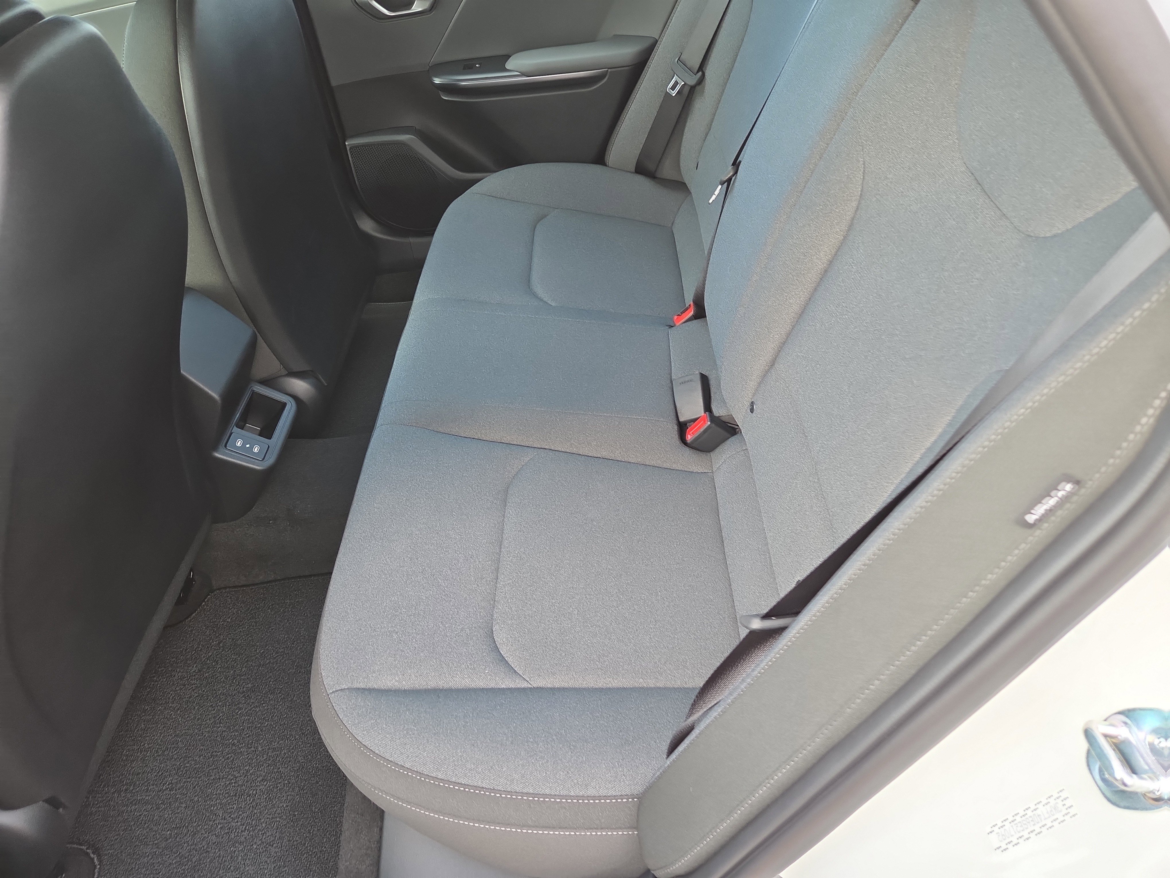 New 2025 Kia K4 LXS image 6