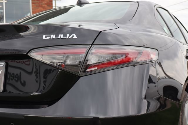 Used 2024 Alfa Romeo Giulia Ti image 32