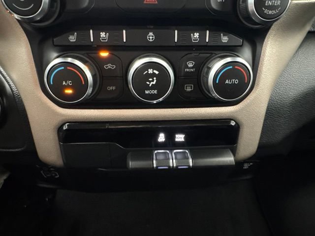 Used 2019 RAM 1500 Laramie AWD/4WD image 37