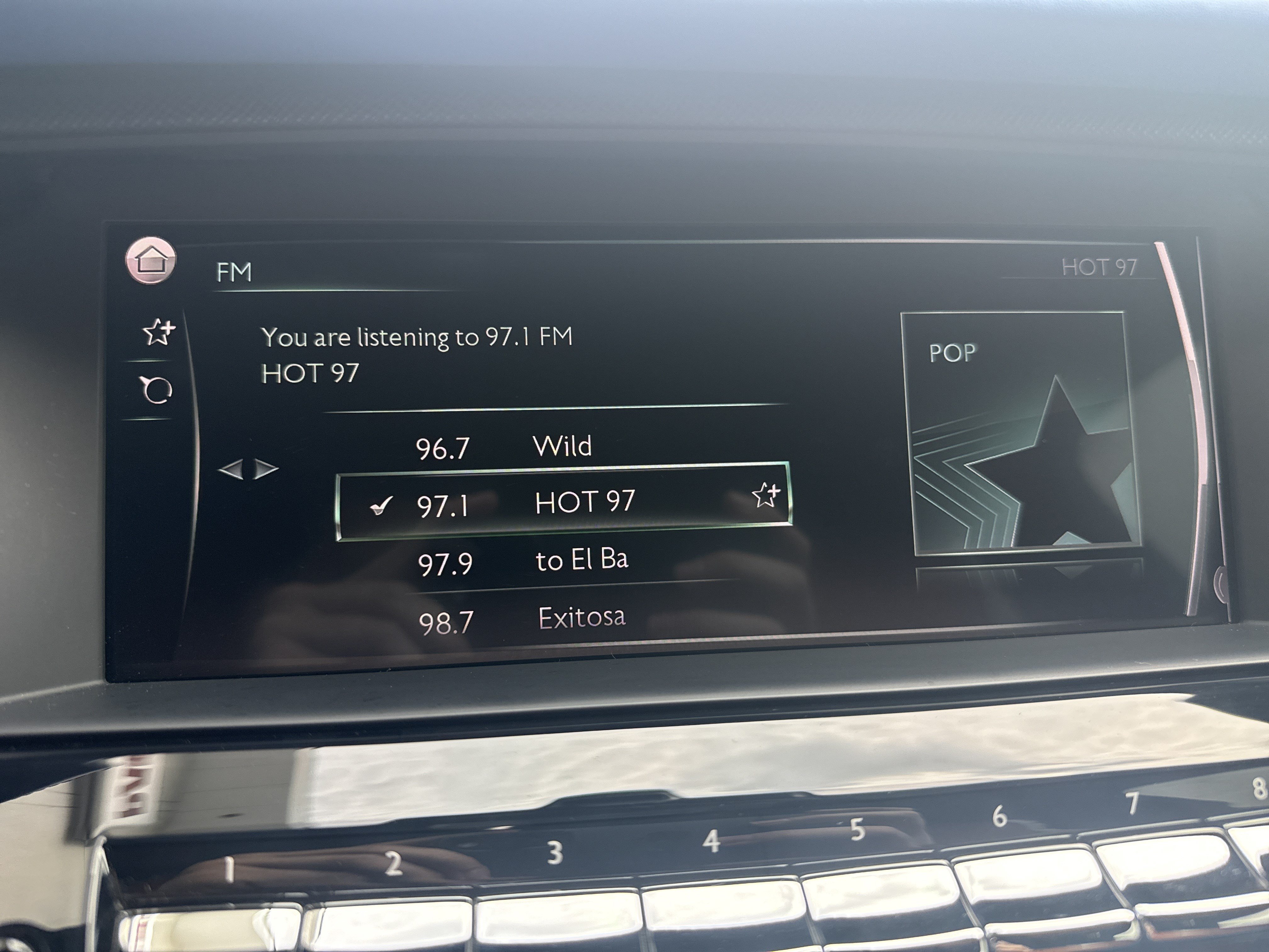 Certified 2021 Rolls-Royce Cullinan AWD/4WD image 25