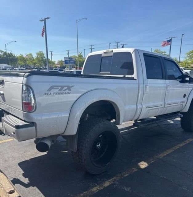 Used 2015 Ford F250 Lariat w/ Lariat Ultimate Package AWD/4WD image 5