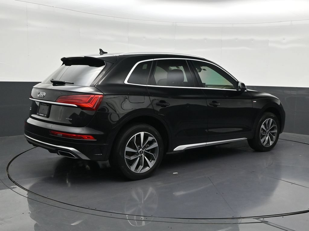 Used 2023 Audi Q5 2.0T Premium Plus w/ Premium Plus Package AWD/4WD image 5