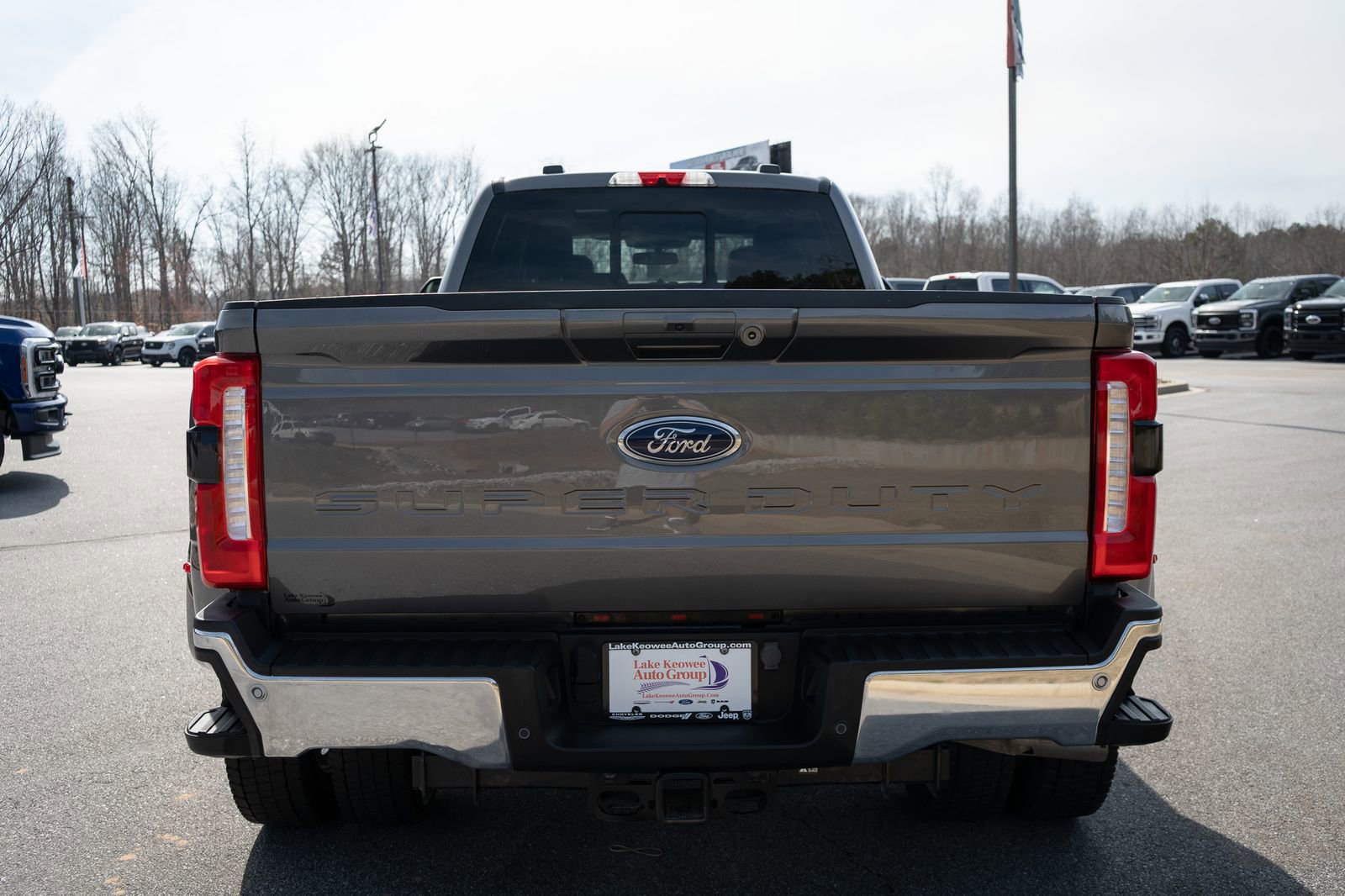 Used 2023 Ford F450 Lariat w/ FX4 Off-Road Package image 18