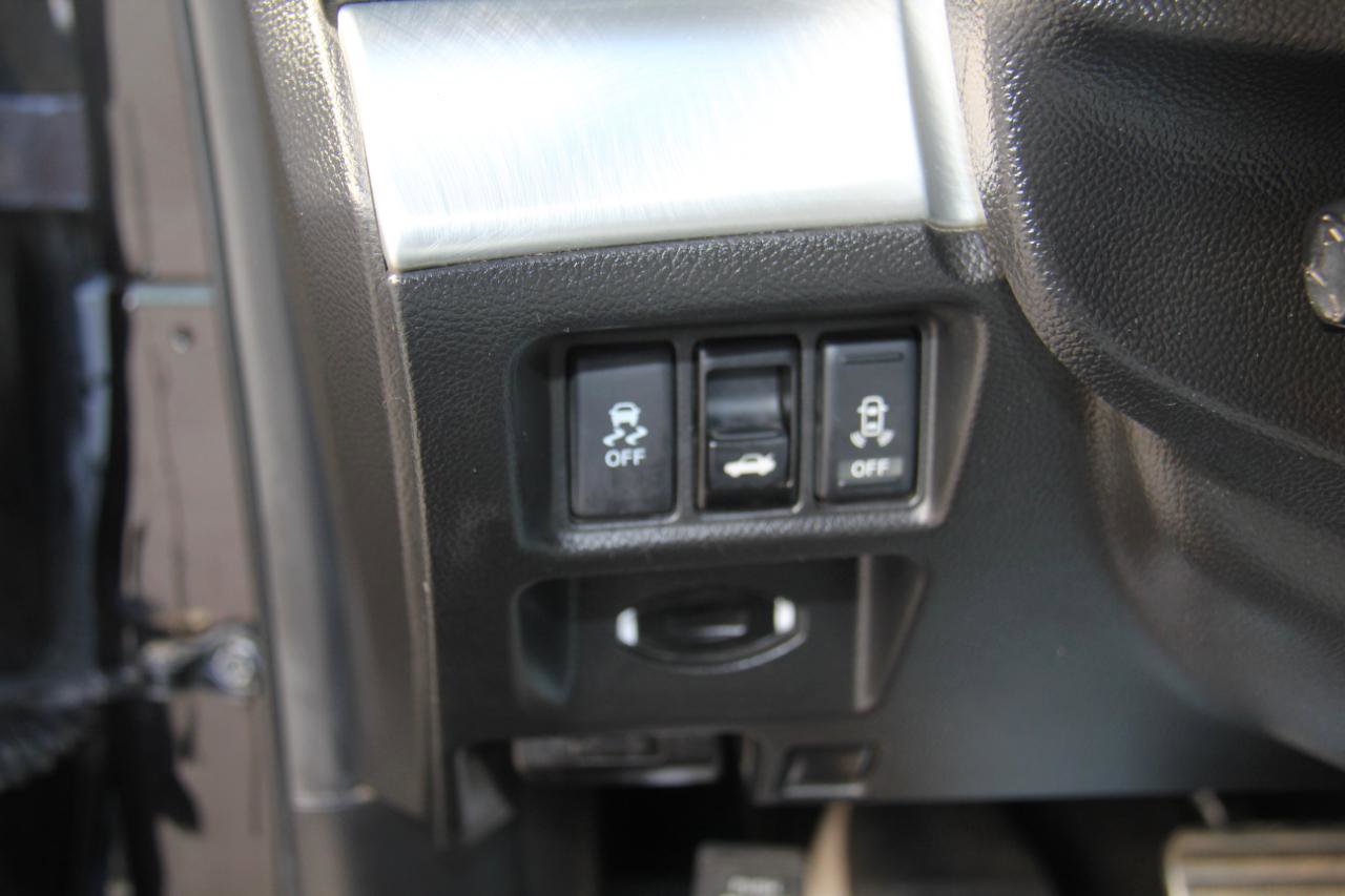 Used 2013 INFINITI G37 IPL image 22