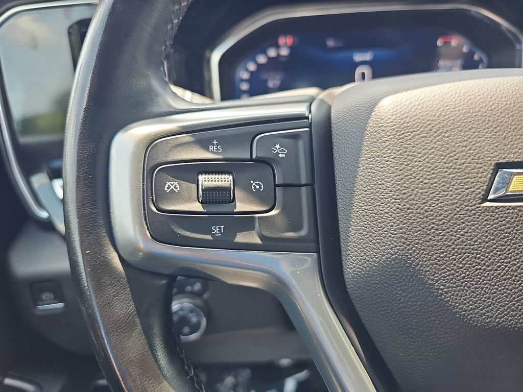 Used 2024 Chevrolet Silverado 2500 LT AWD/4WD image 17