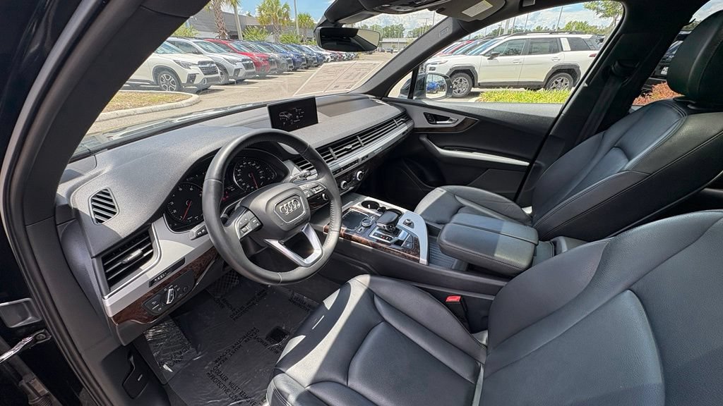 Used 2019 Audi Q7 2.0T Premium w/ Convenience Package AWD/4WD image 12