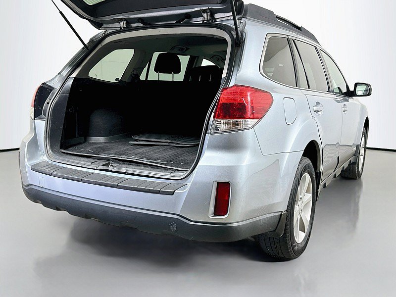 Used 2013 Subaru Outback 2.5i Premium AWD/4WD image 26