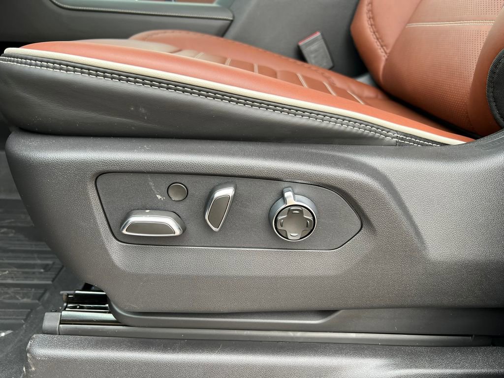 New 2026 GMC Sierra 3500 Denali Ultimate image 21