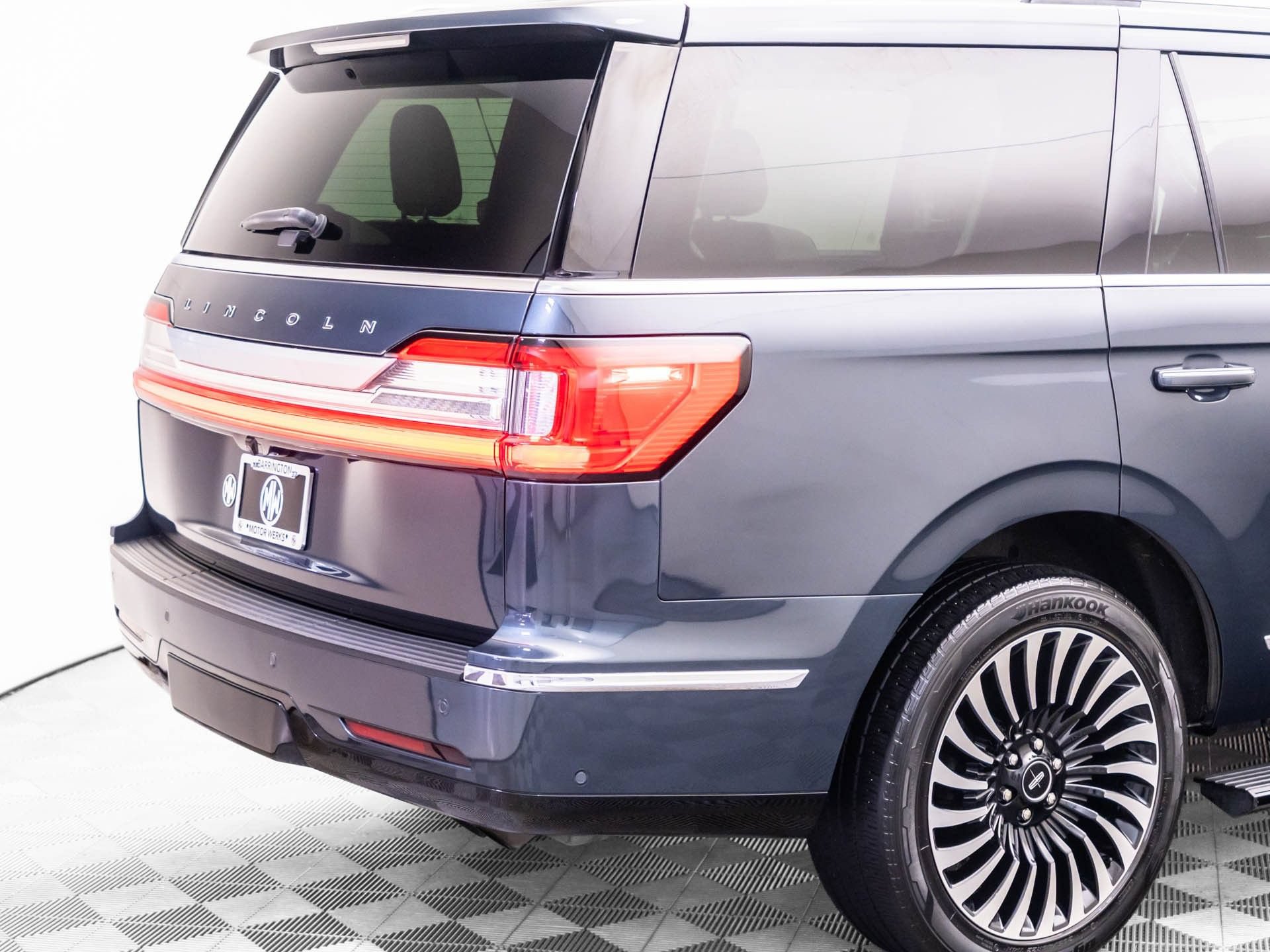 Used 2021 Lincoln Navigator Black Label AWD/4WD image 38