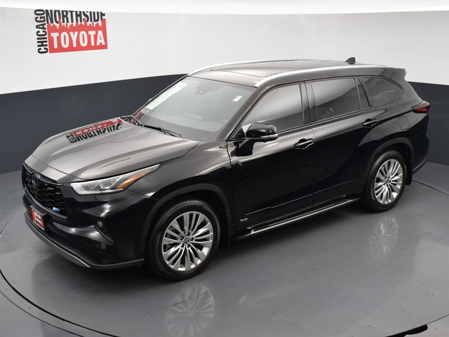 Used 2025 Toyota Highlander Platinum AWD/4WD image 34
