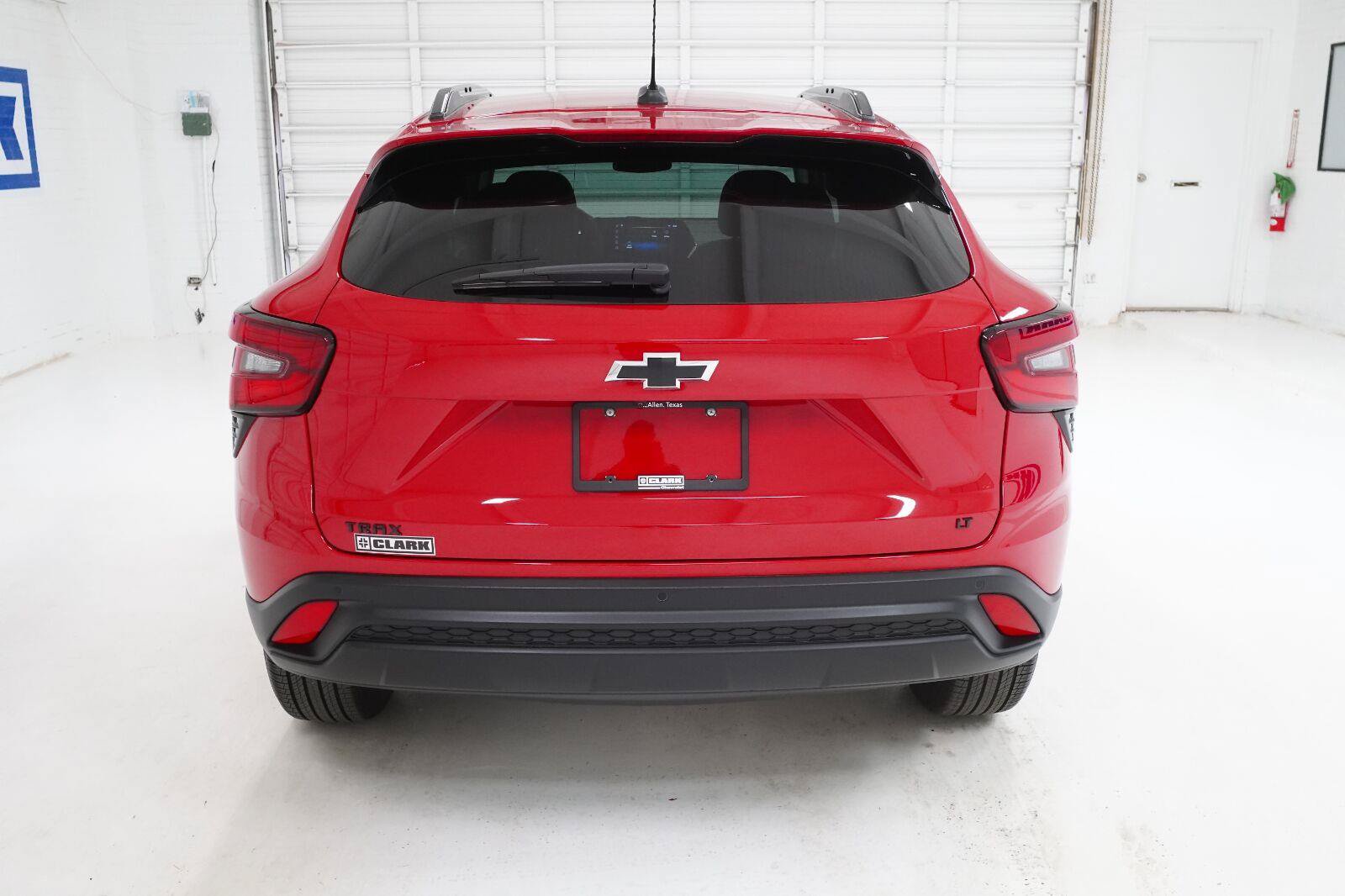 Used 2026 Chevrolet Trax LT w/ Driver Confidence Package FWD image 25