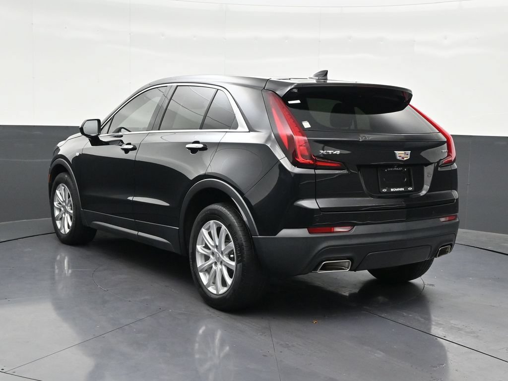 Used 2023 Cadillac XT4 Luxury FWD image 3