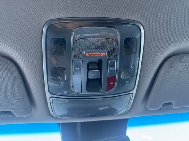 Used 2025 Genesis GV70 2.5T w/ Select Package image 35