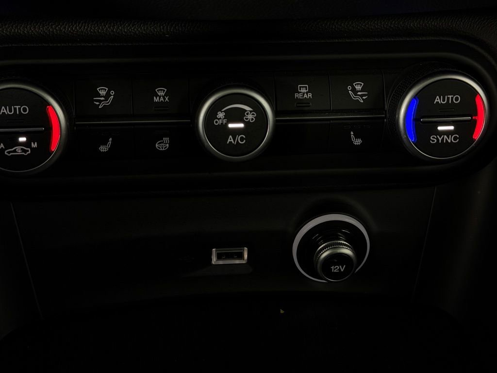Used 2022 Alfa Romeo Stelvio Sprint RWD image 19