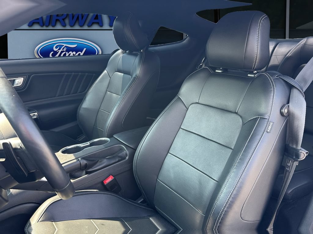 Used 2019 Ford Mustang GT Premium RWD image 11