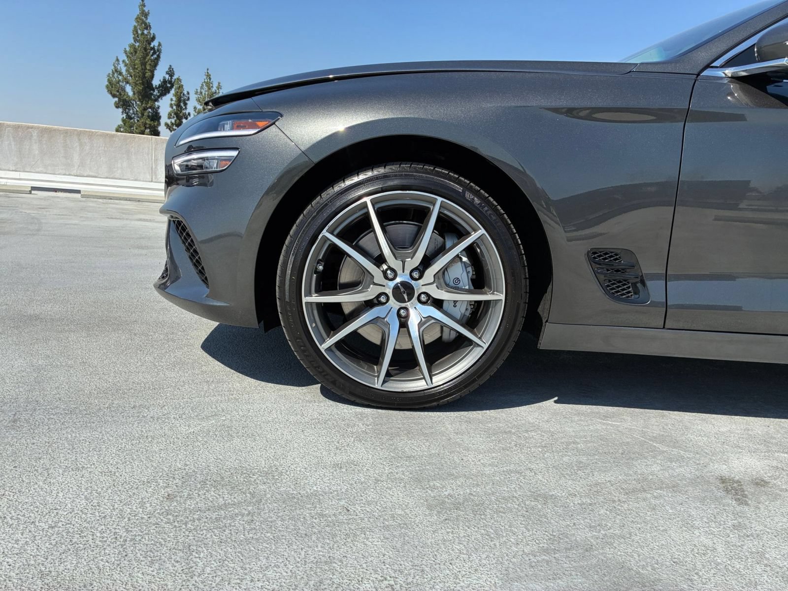 Used 2026 Genesis G70 2.5T RWD image 31